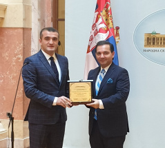 24 June 2019 Marinkovic receives Azerbaijan Institute for Democracy and Human Rights award